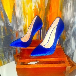 Liliana Velvet Pointy Toe Stiletto Pump